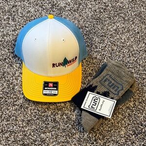 NWT Run Wild Trucker and Run PA Socks Unisex